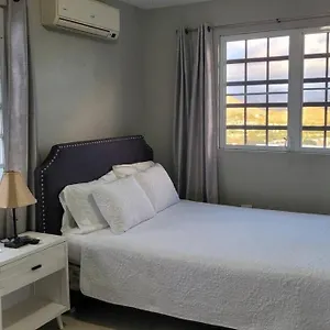 Beautiful House, Ac, 10min Hot Springs Apartment
